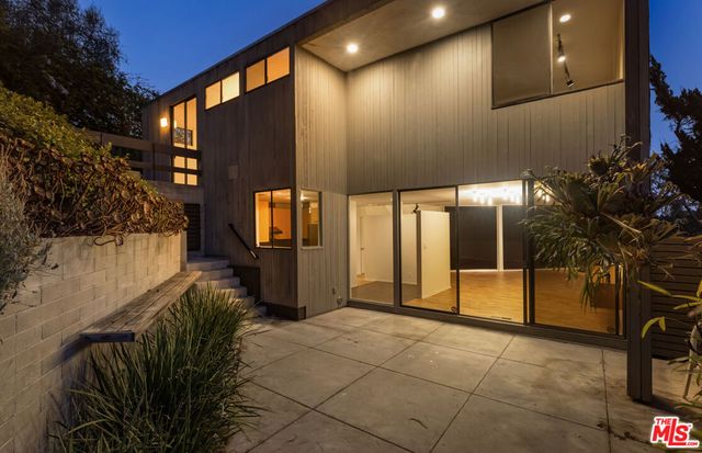 3035 Windsor Avenue, Los Angeles, CA 90039