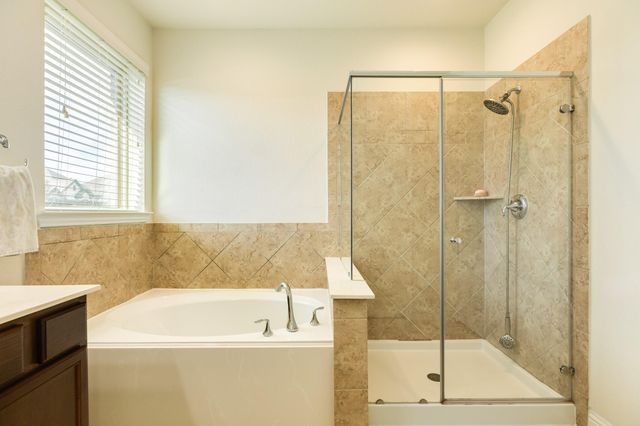 2329 Vineyard Terrace Lane, League City, TX 77573