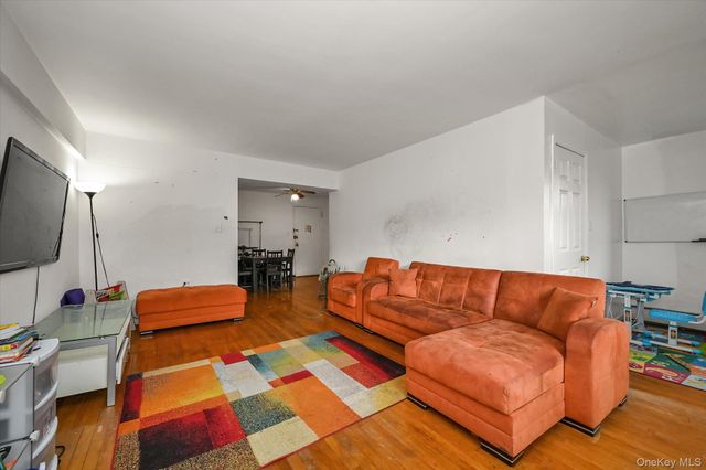 99-30 59Ave 6G, Corona, NY 11368