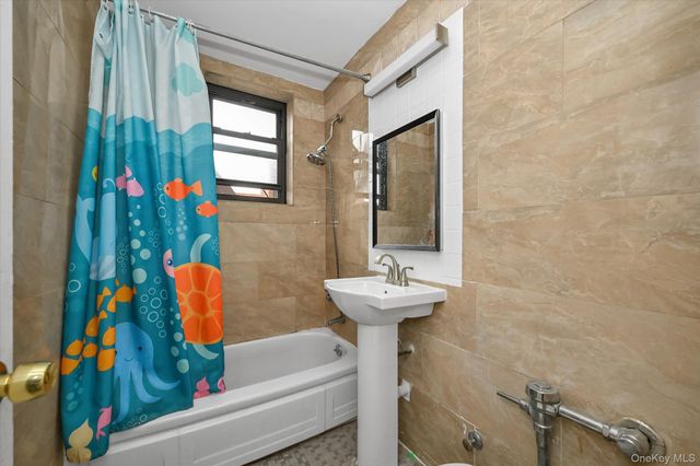 99-30 59Ave 6G, Corona, NY 11368