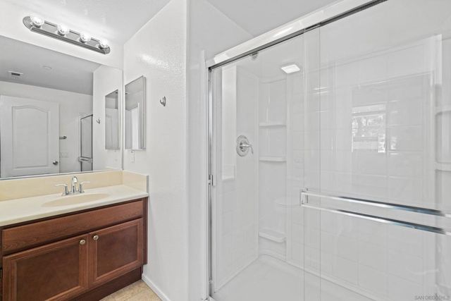 10187 Little Leaf, Santee, CA 92071