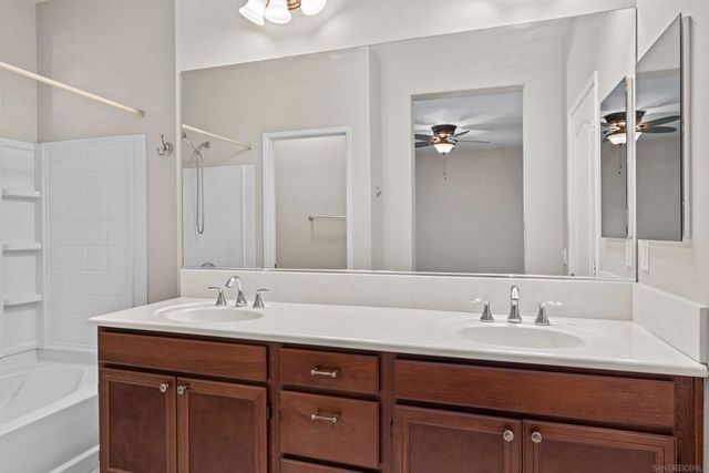 10187 Little Leaf, Santee, CA 92071