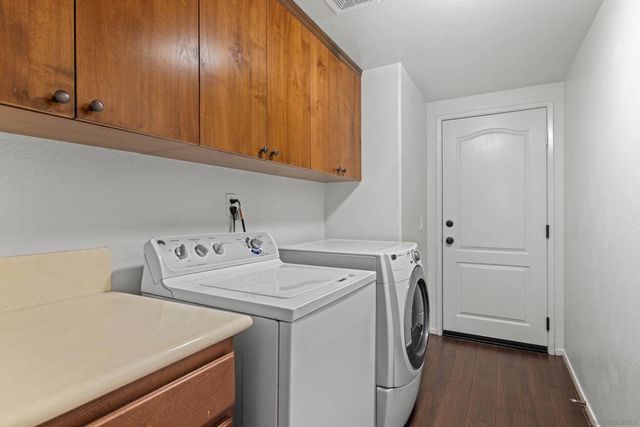 10187 Little Leaf, Santee, CA 92071