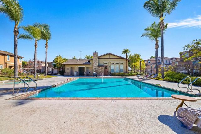 10187 Little Leaf, Santee, CA 92071