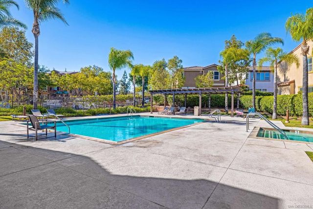 10187 Little Leaf, Santee, CA 92071