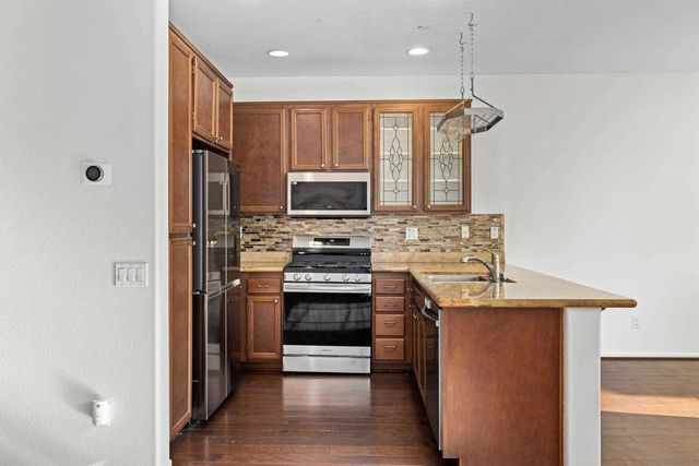 10187 Little Leaf, Santee, CA 92071
