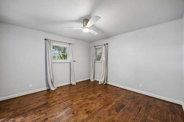 9605 Crestedge Drive, Dallas, TX 75238