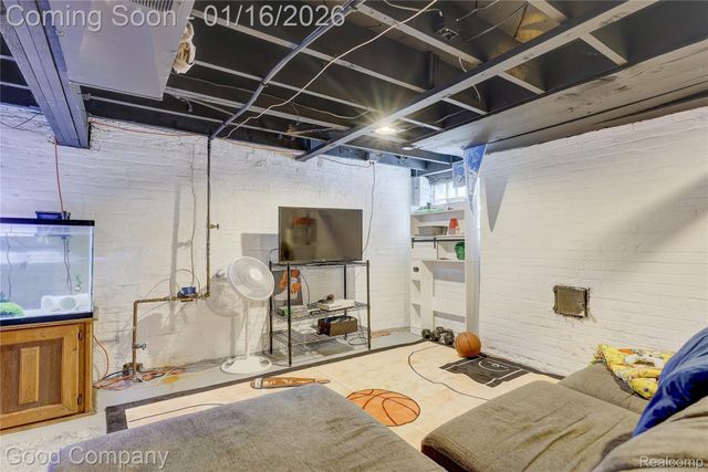 2494 Hazelwood Street, Detroit, MI 48206