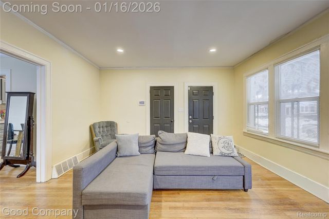 2494 Hazelwood Street, Detroit, MI 48206