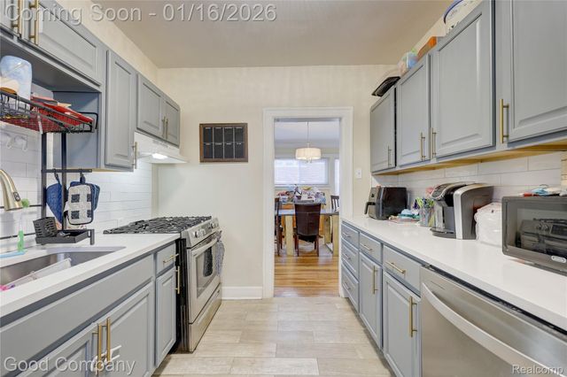 2494 Hazelwood Street, Detroit, MI 48206