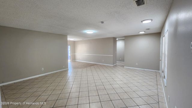 14921 Old Pointe Road, Tampa, FL 33613