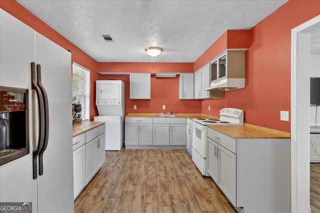22 S Foss Street, Statesboro, GA 30458