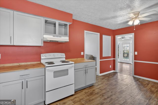 22 S Foss Street, Statesboro, GA 30458