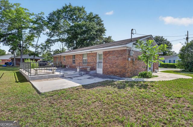 22 S Foss Street, Statesboro, GA 30458