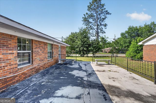 22 S Foss Street, Statesboro, GA 30458
