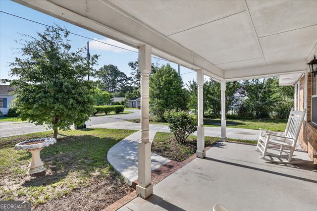 22 S Foss Street, Statesboro, GA 30458