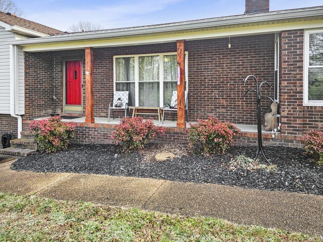 55 Morris Dr, Carthage, TN 37030