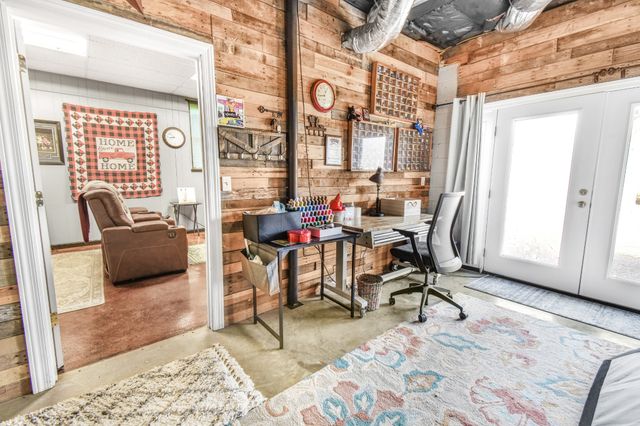 55 Morris Dr, Carthage, TN 37030