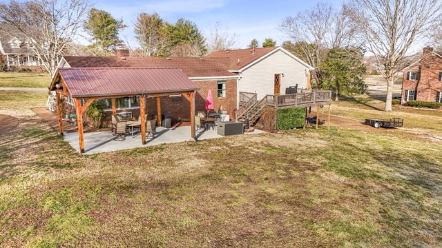55 Morris Dr, Carthage, TN 37030