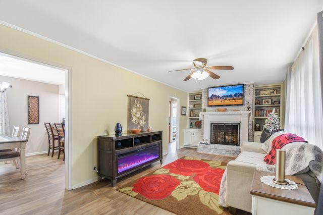 55 Morris Dr, Carthage, TN 37030