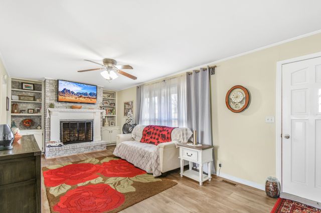 55 Morris Dr, Carthage, TN 37030