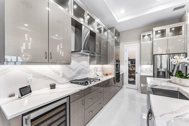 13042 Artisan Circle, Palm Beach Gardens, FL 33418