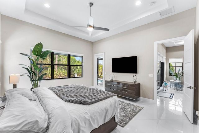 13042 Artisan Circle, Palm Beach Gardens, FL 33418
