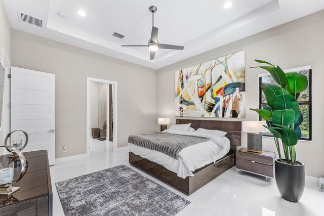 13042 Artisan Circle, Palm Beach Gardens, FL 33418