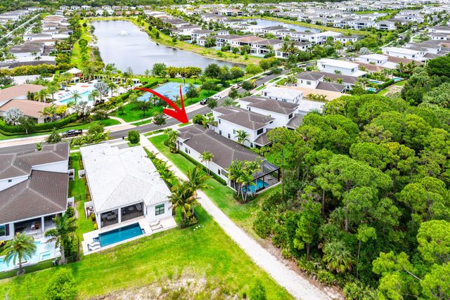 13042 Artisan Circle, Palm Beach Gardens, FL 33418