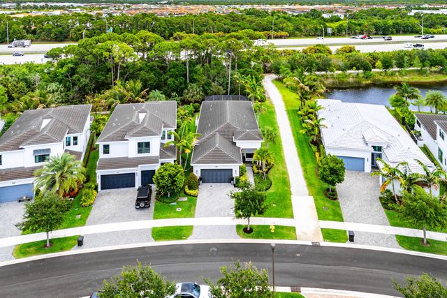 13042 Artisan Circle, Palm Beach Gardens, FL 33418