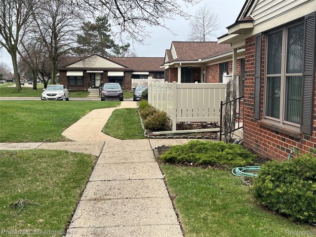 40592 Newport Drive 125, Plymouth Charter Township, MI 48170