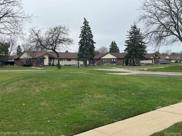 40592 Newport Drive 125, Plymouth Charter Township, MI 48170