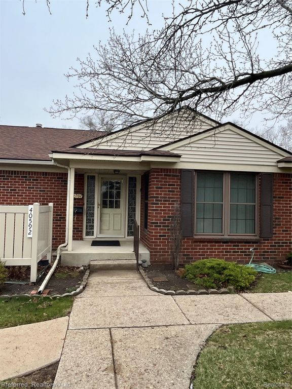 40592 Newport Drive 125, Plymouth Charter Township, MI 48170