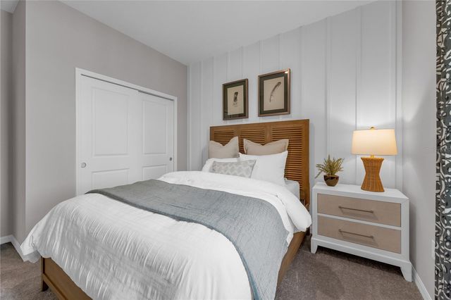 1652 BLUE LAGOON CIRCLE, Mascotte, FL 34753