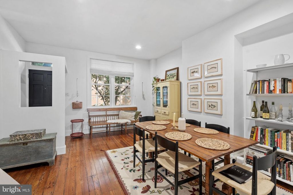 822 N LECOUNT ST, PHILADELPHIA, PA 19130 — photo 2