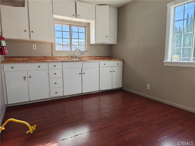 1494 S Mountain View, San Bernardino, CA 92408