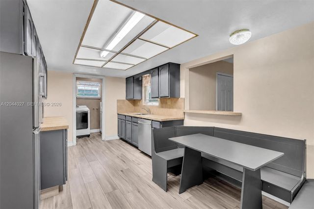 1808 NW 3rd Court, Fort Lauderdale, FL 33311