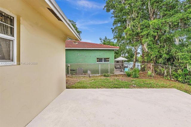 1808 NW 3rd Court, Fort Lauderdale, FL 33311