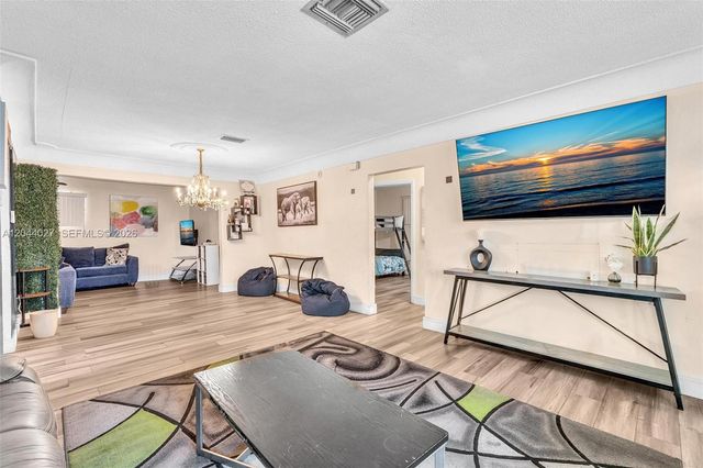 1808 NW 3rd Court, Fort Lauderdale, FL 33311