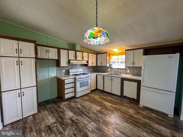 815 CIRCLE DR, Gap, PA 17527