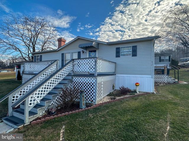 815 CIRCLE DR, Gap, PA 17527