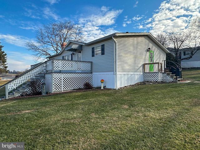 815 CIRCLE DR, Gap, PA 17527