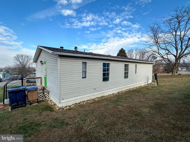 815 CIRCLE DR, Gap, PA 17527