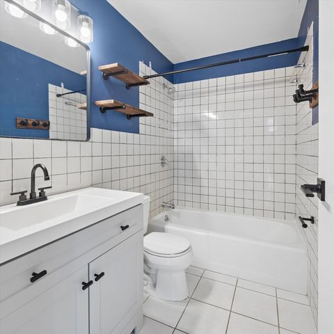 6171 N Sheridan Road 2104, Chicago, IL 60660