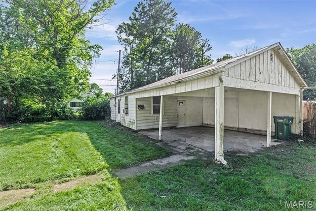 443 Chaudet Avenue, East St Louis, IL 62206