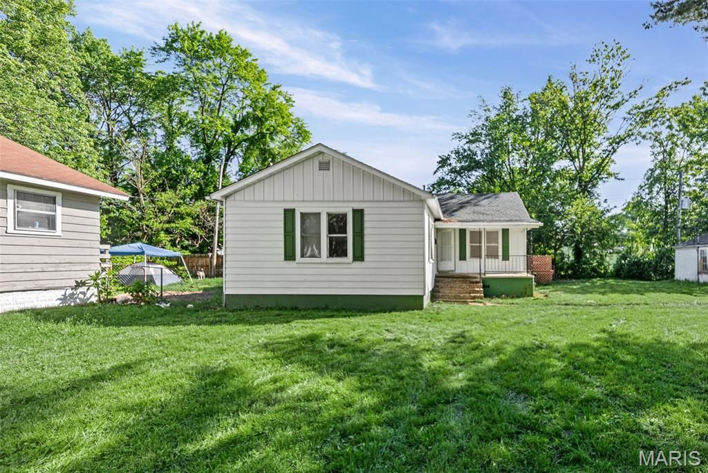443 Chaudet Avenue, East St Louis, IL 62206