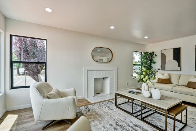 1563 150th Avenue, San Leandro, CA 94578