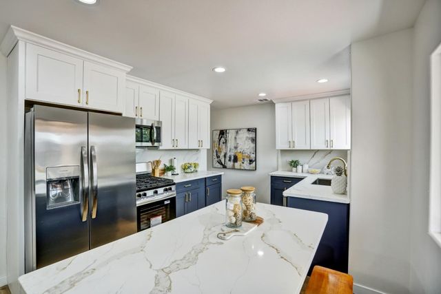 1563 150th Avenue, San Leandro, CA 94578
