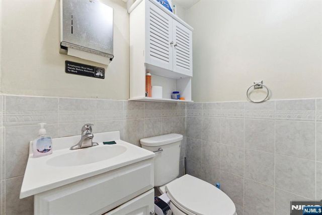 329 Broad, Bloomfield, NJ 07039