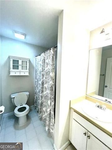 1135 Village Court SE 1135, Atlanta, GA 30316